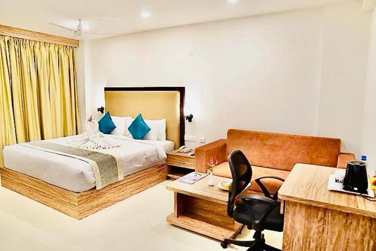 Seven Hills Hotel Puri Esterno foto